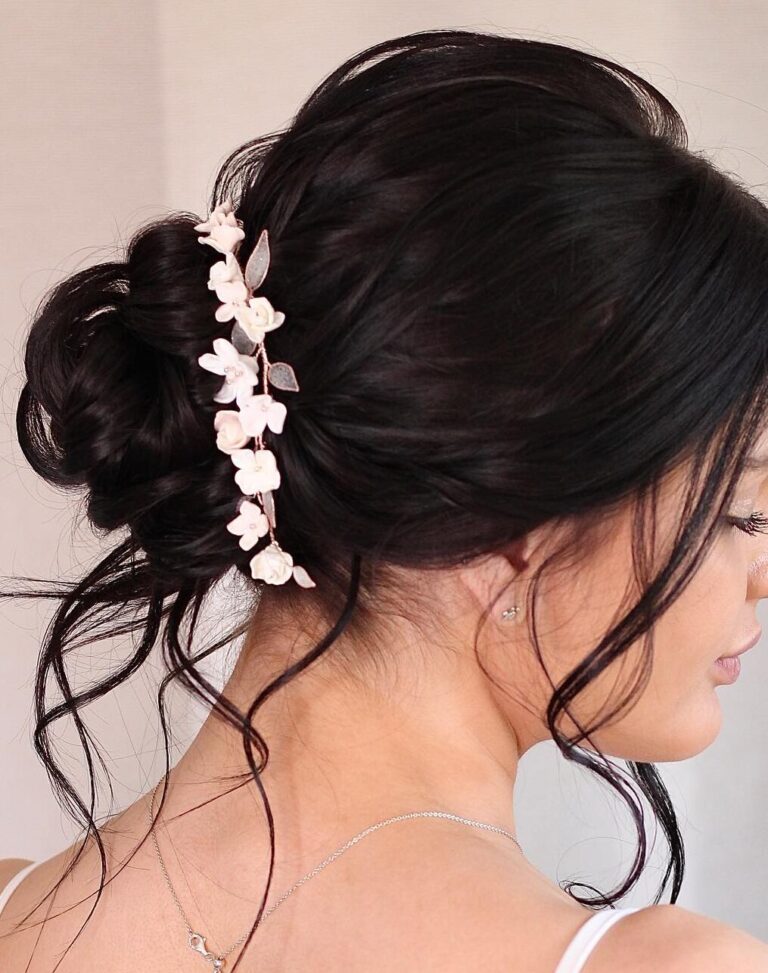 50 Romantic Wedding Hairstyles to Bring the Bride’s Image to Perfection