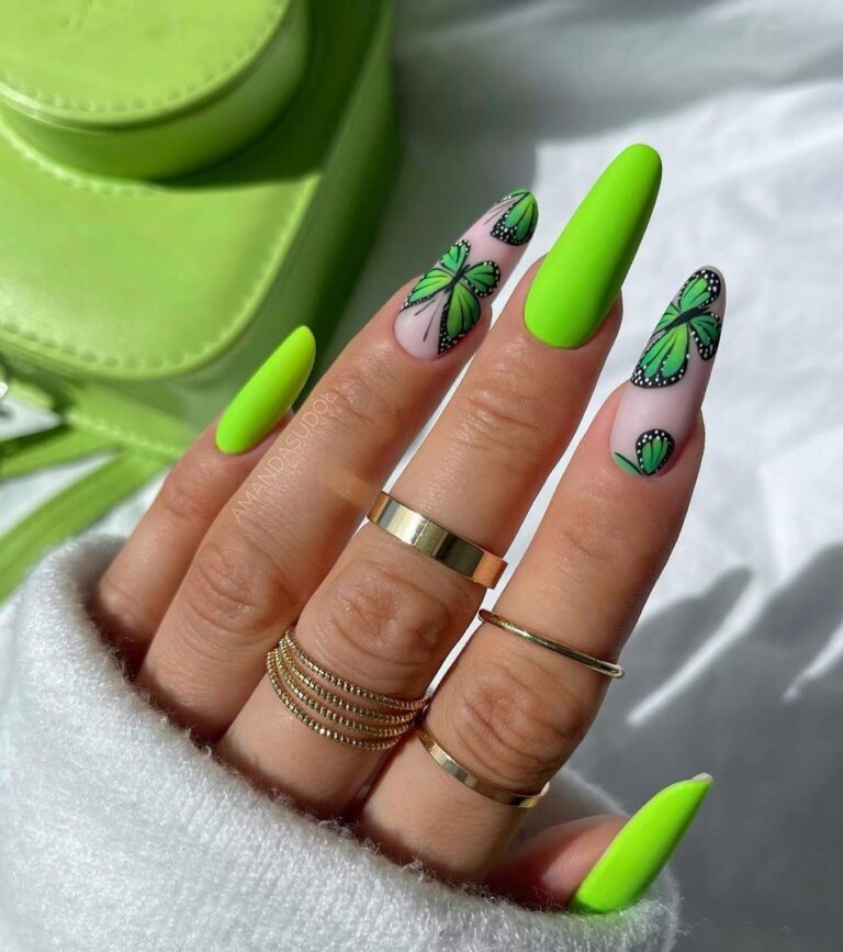 28 Adorable Butterfly Nails That Are Trending All Year-Round