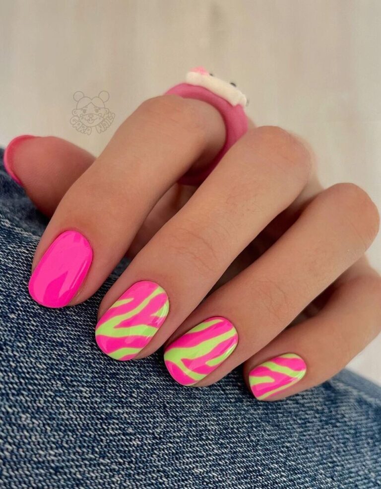 43 Spectacular Pink Nails for Your Cute Summer Manicure