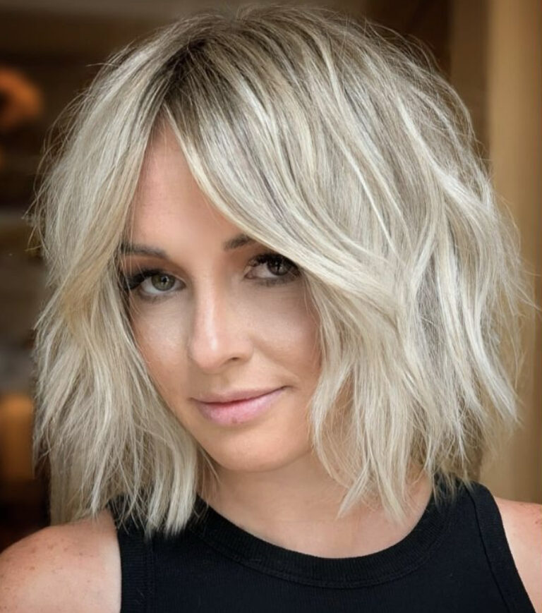 46 Stylish Short Hair with Bangs Ideas for a Trendy Look